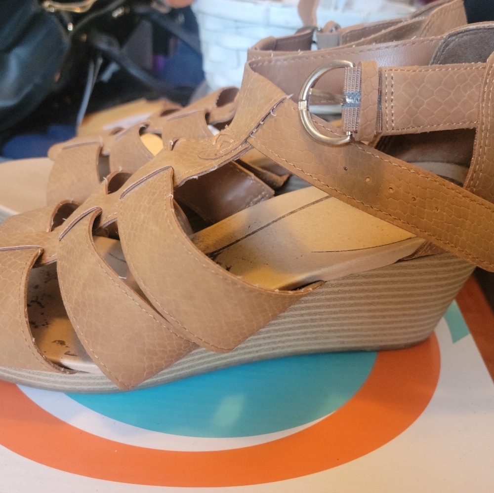 Dr Scholl's sandals